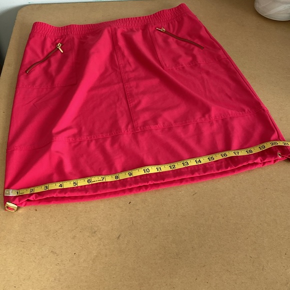 Zenergy by Chico’s Pink Skirt. Size 1 - Picture 6 of 8